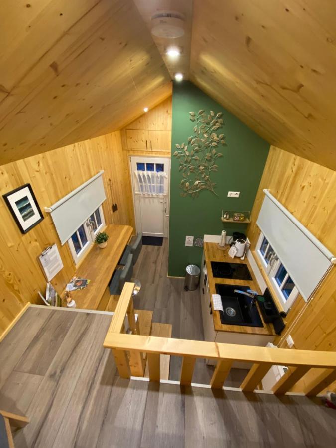 Tiny House Ahse Im Pier9 Tiny House Hotel Хамм Экстерьер фото
